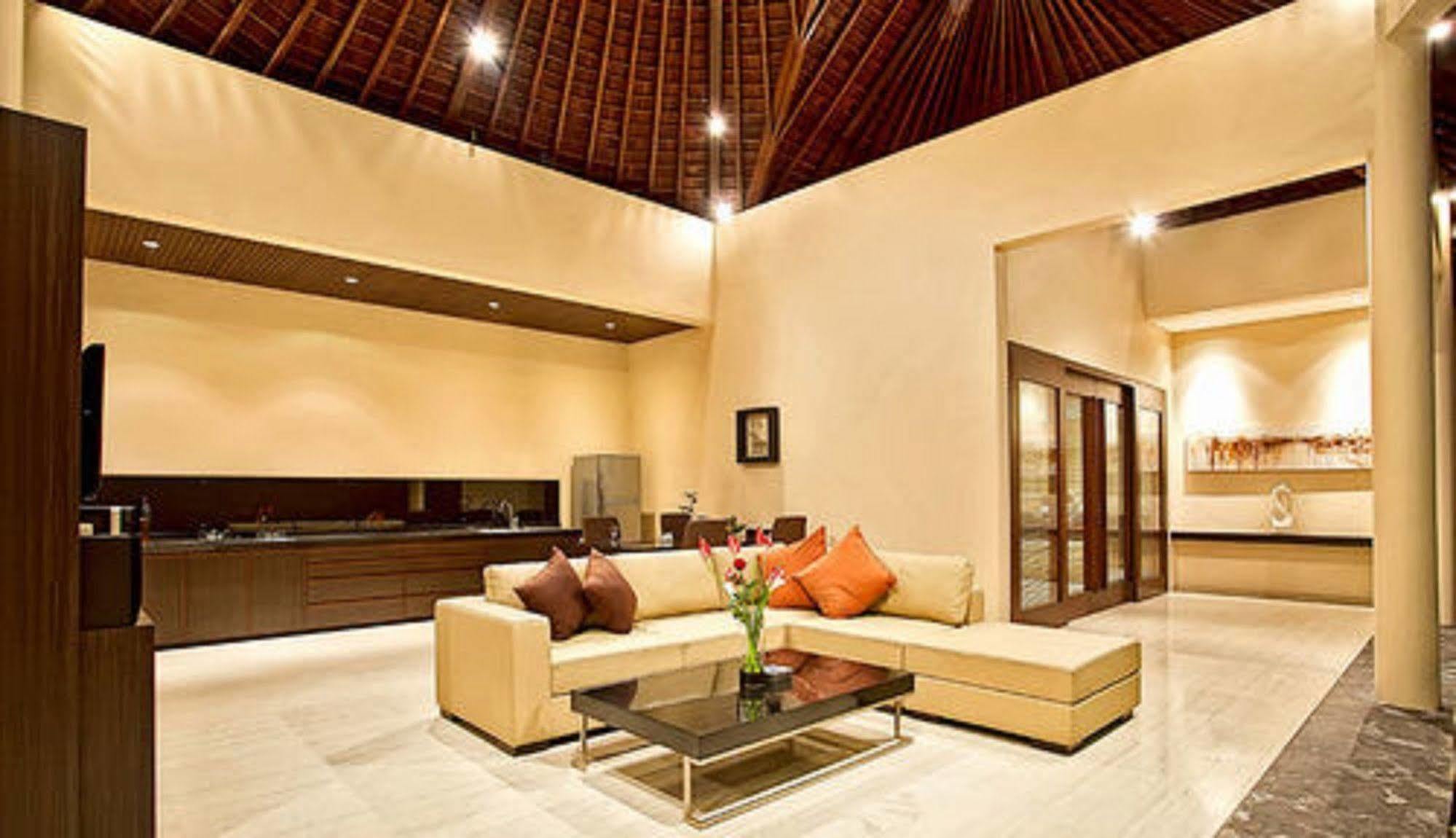 Arsa Villa Bali Seminyak  Luaran gambar
